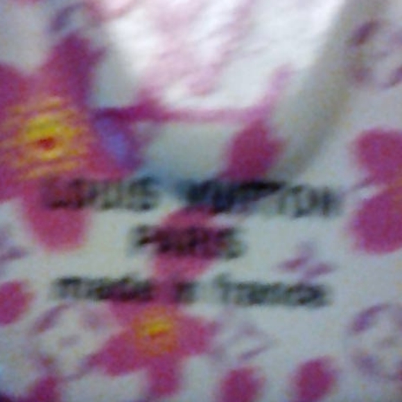 Louis Vuitton vintage cellphone holder - Picture 4 of 4